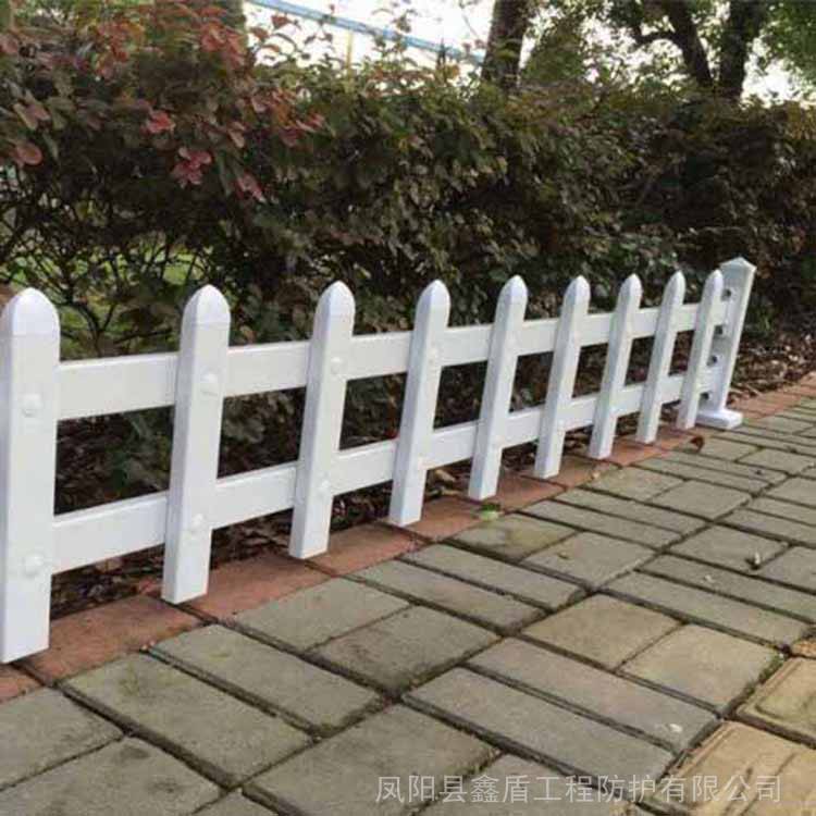 重庆草坪围栏 护栏网栅栏 云南护栏网批发